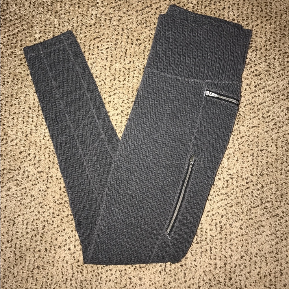 Athleta Knit Leggings